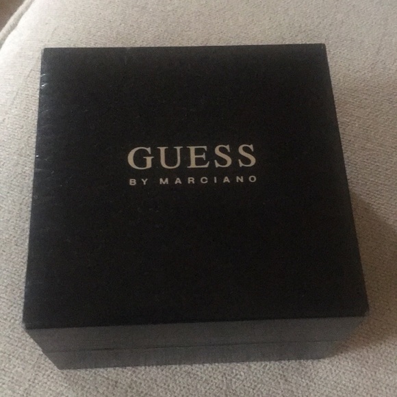 Guess Watch Orange Silicon band - Picture 5 of 5